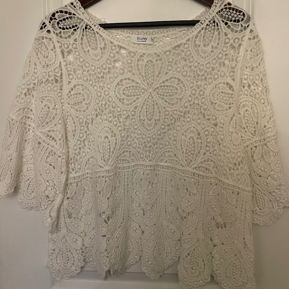 Bluivy Crochet Lace Top in White - Size Small